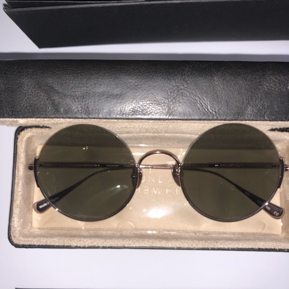 Brand new!!! Hunter Sunday Somewhere sunglasses
